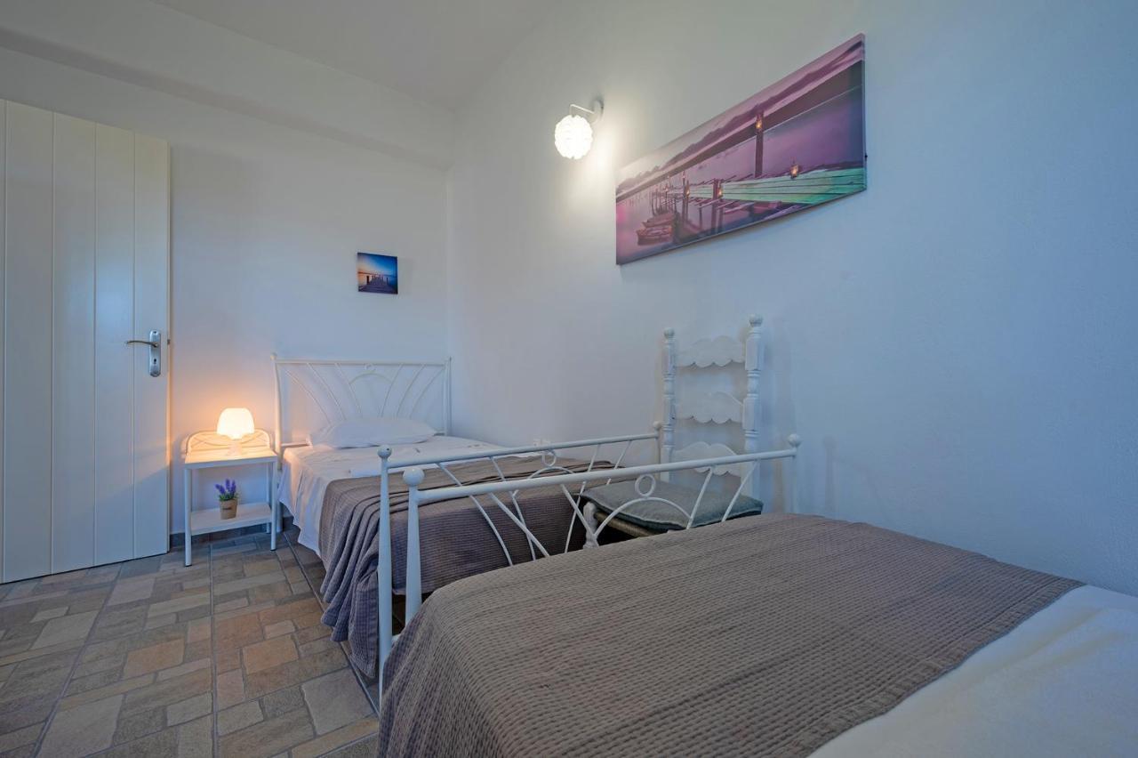 Molos Sea View House - Paros Greece Eksteriør billede