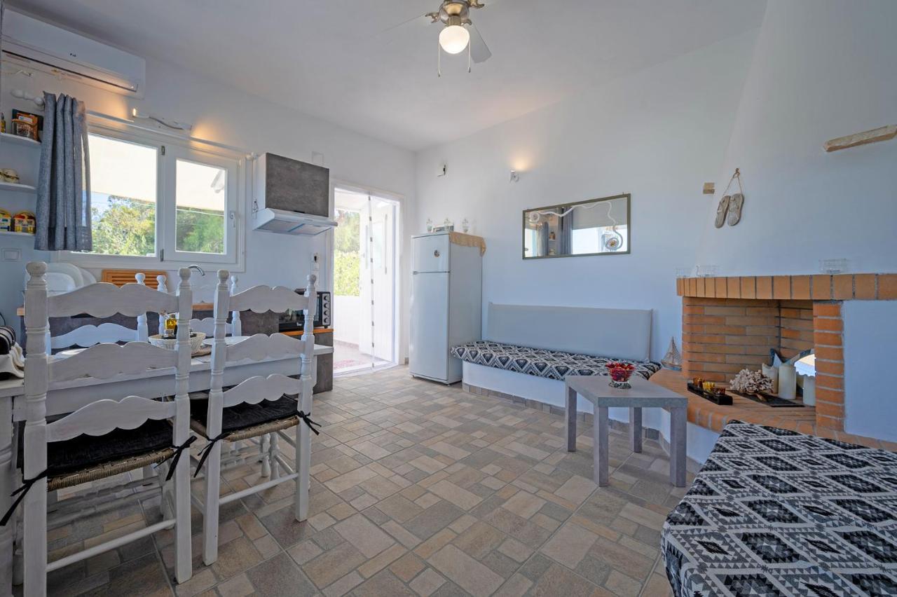 Molos Sea View House - Paros Greece Eksteriør billede