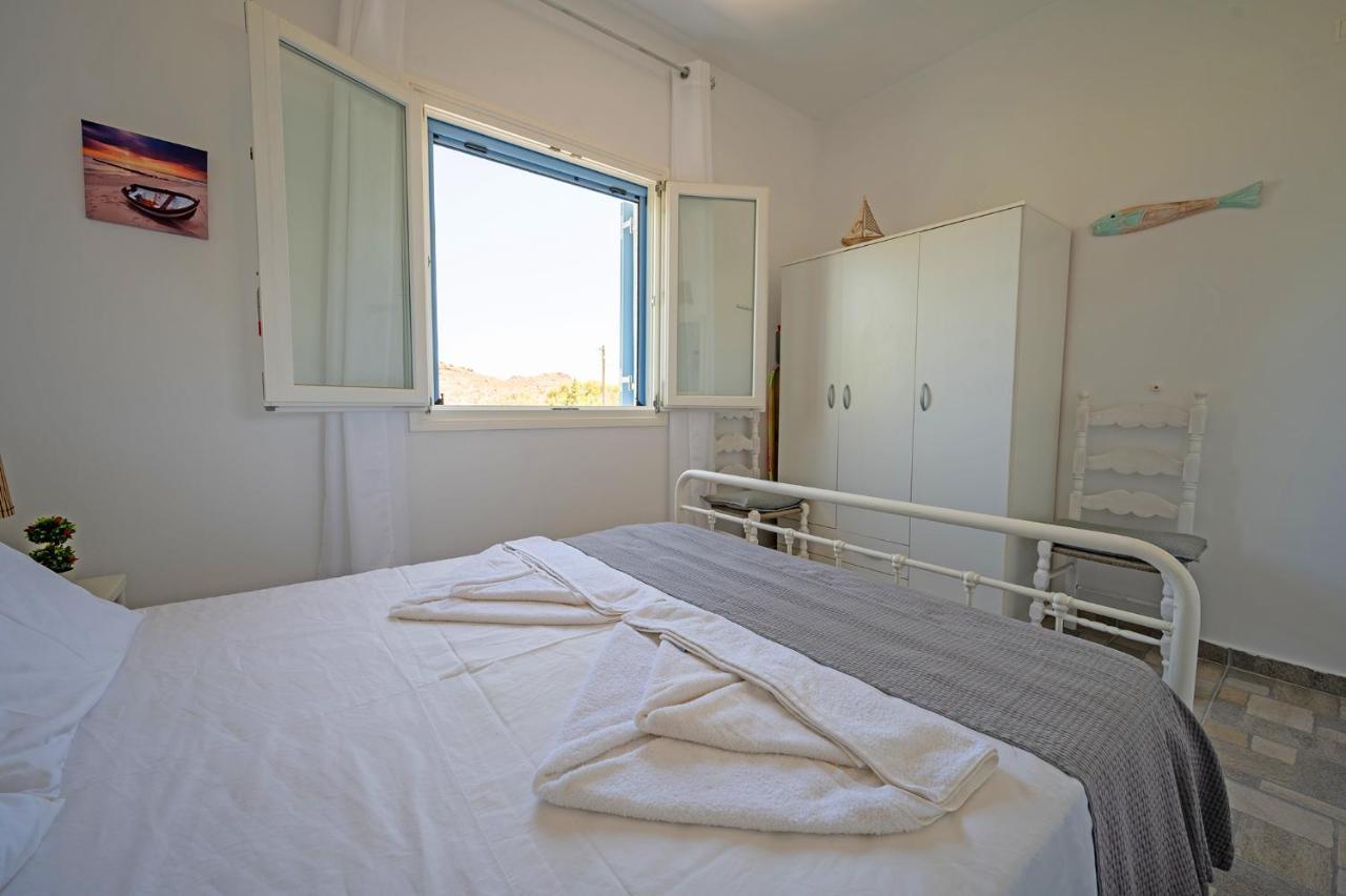 Molos Sea View House - Paros Greece Eksteriør billede
