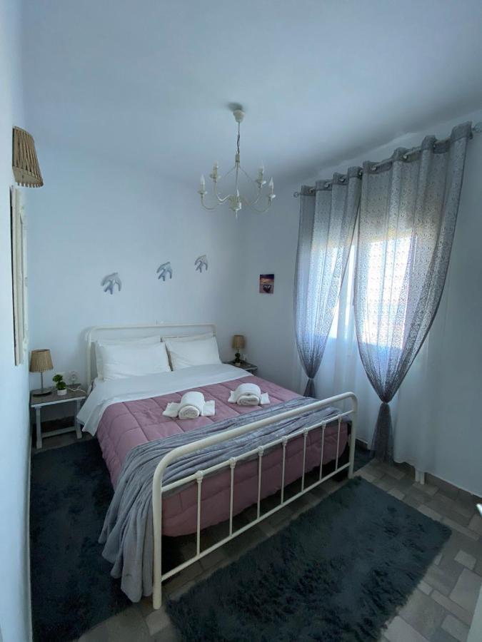 Molos Sea View House - Paros Greece Eksteriør billede